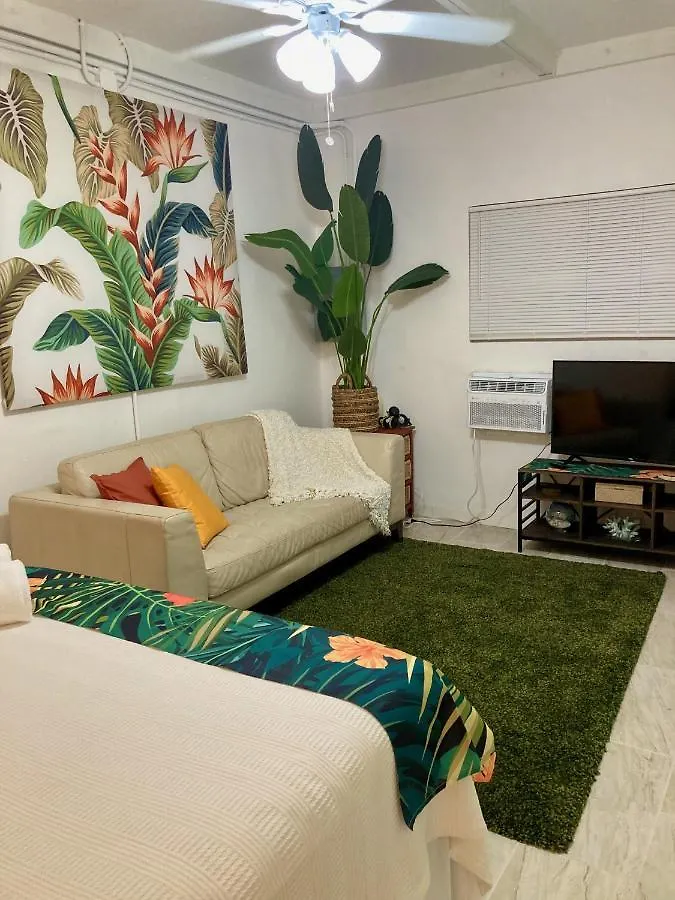 Tropical Apartments In Miramar 산후안 0*,  푸에르토리코